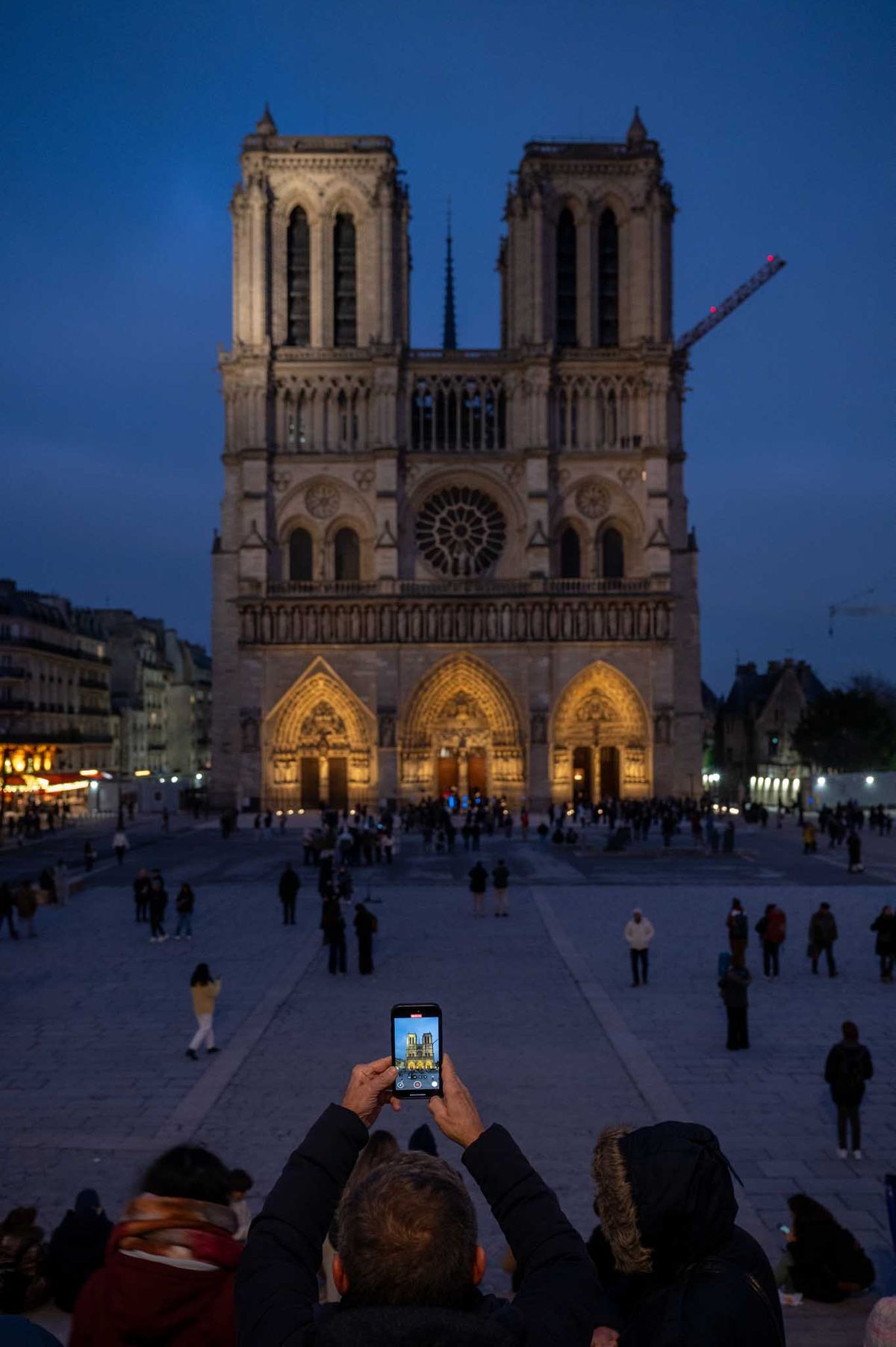 Notre Dame - Milliarden Fotos existieren auf Social Media