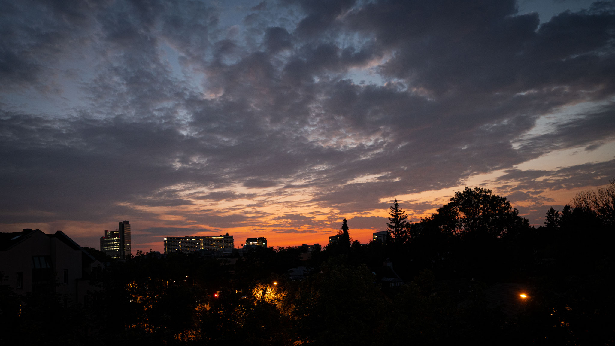 23.6.2026 - und dann am sp&auml;ten Abend so ein Licht, das schlicht besoffen macht (trotz nur Tee;))